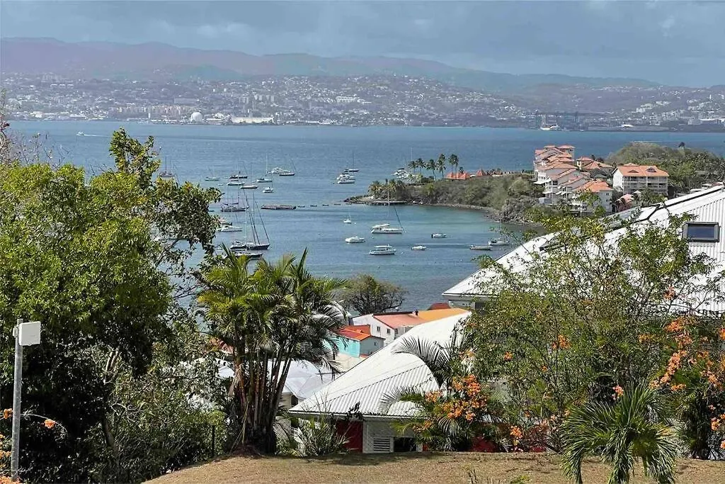 La Perle Ileenne, Vue Imprenable Sur La Mer. Les Trois-Ilets